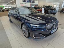 BMW 745