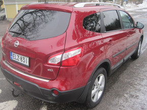 Nissan Qashqai+2