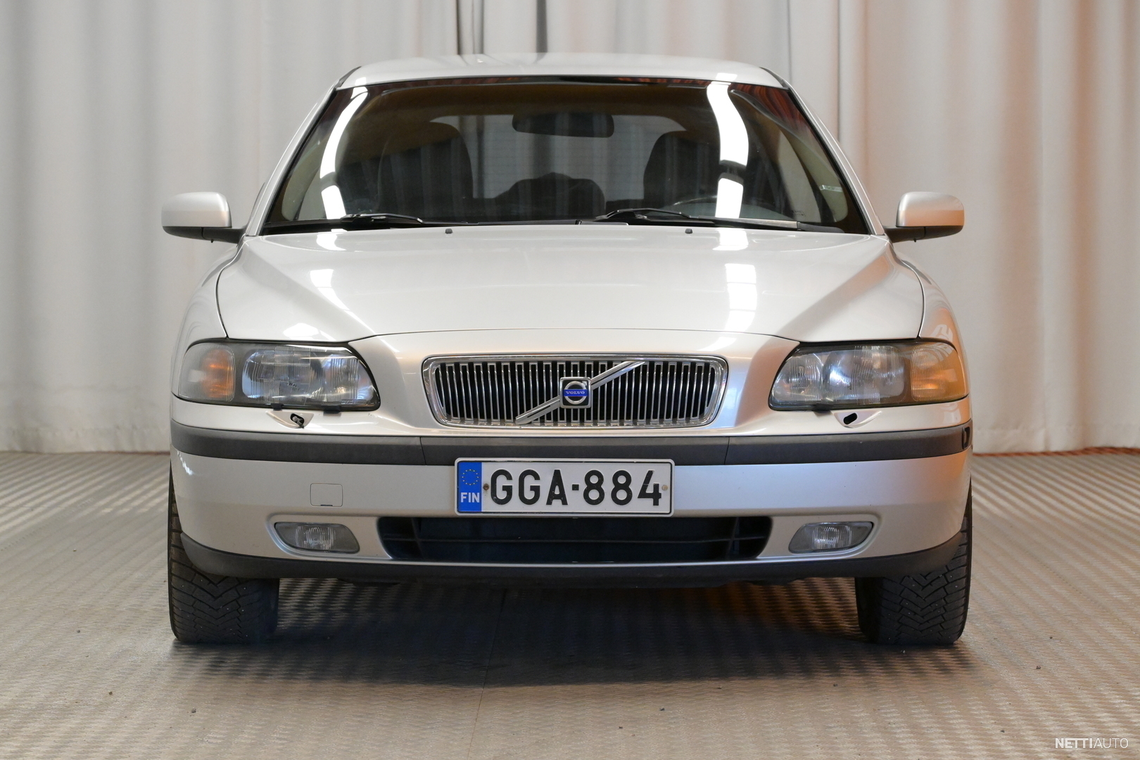 Volvo V70 V70 STW 2.4 ** Juuri tullut! / Suomi-auto / Vakkari 