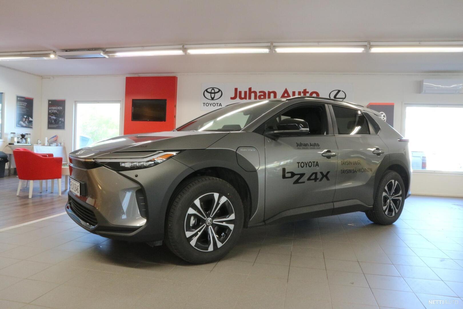 Toyota bZ4X 160 kW AWD Style 160 kW AWD Style All-terrain SUV 2023 ...