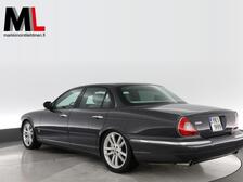 Jaguar XJR