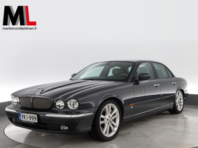 Jaguar XJR