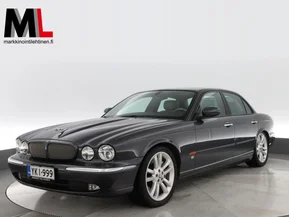 Jaguar XJR