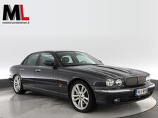 Jaguar XJR