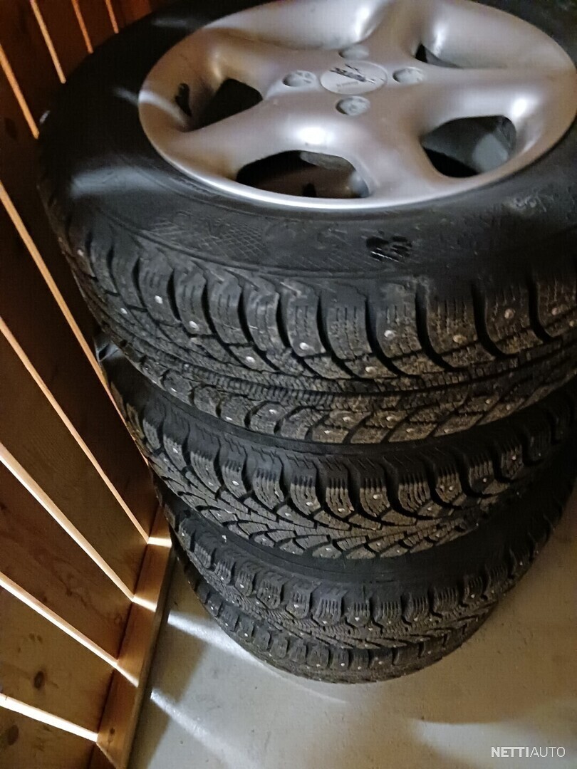 17 / 18