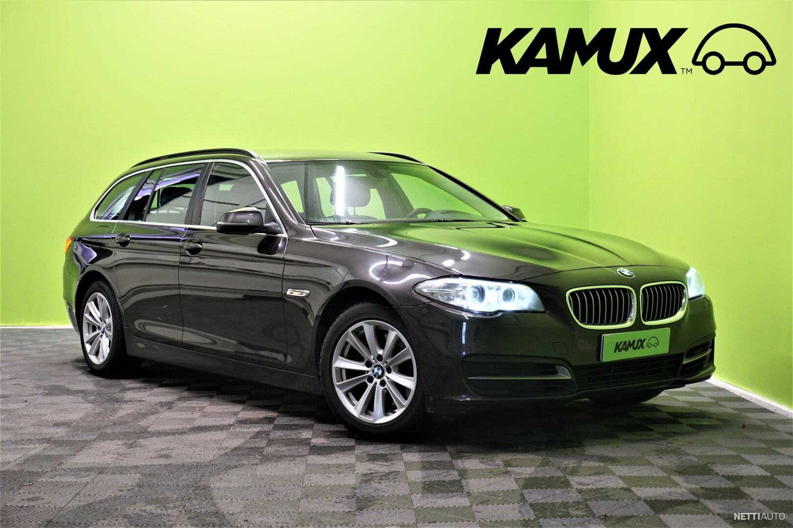 BMW 520 A Touring // M-sport ratti / Tutkat / Sähkötoiminen takaluukku ...
