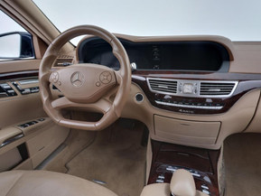 Mercedes-Benz S