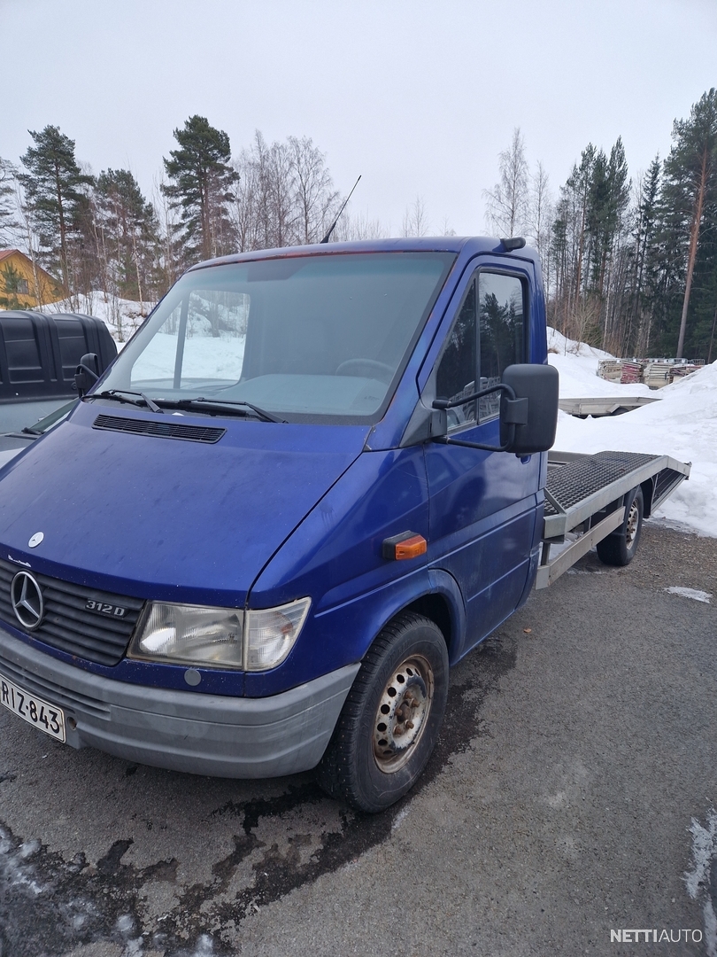 Mercedes-Benz Sprinter B-kortti, 1550kg Kantavuus Avolava 2000 ...