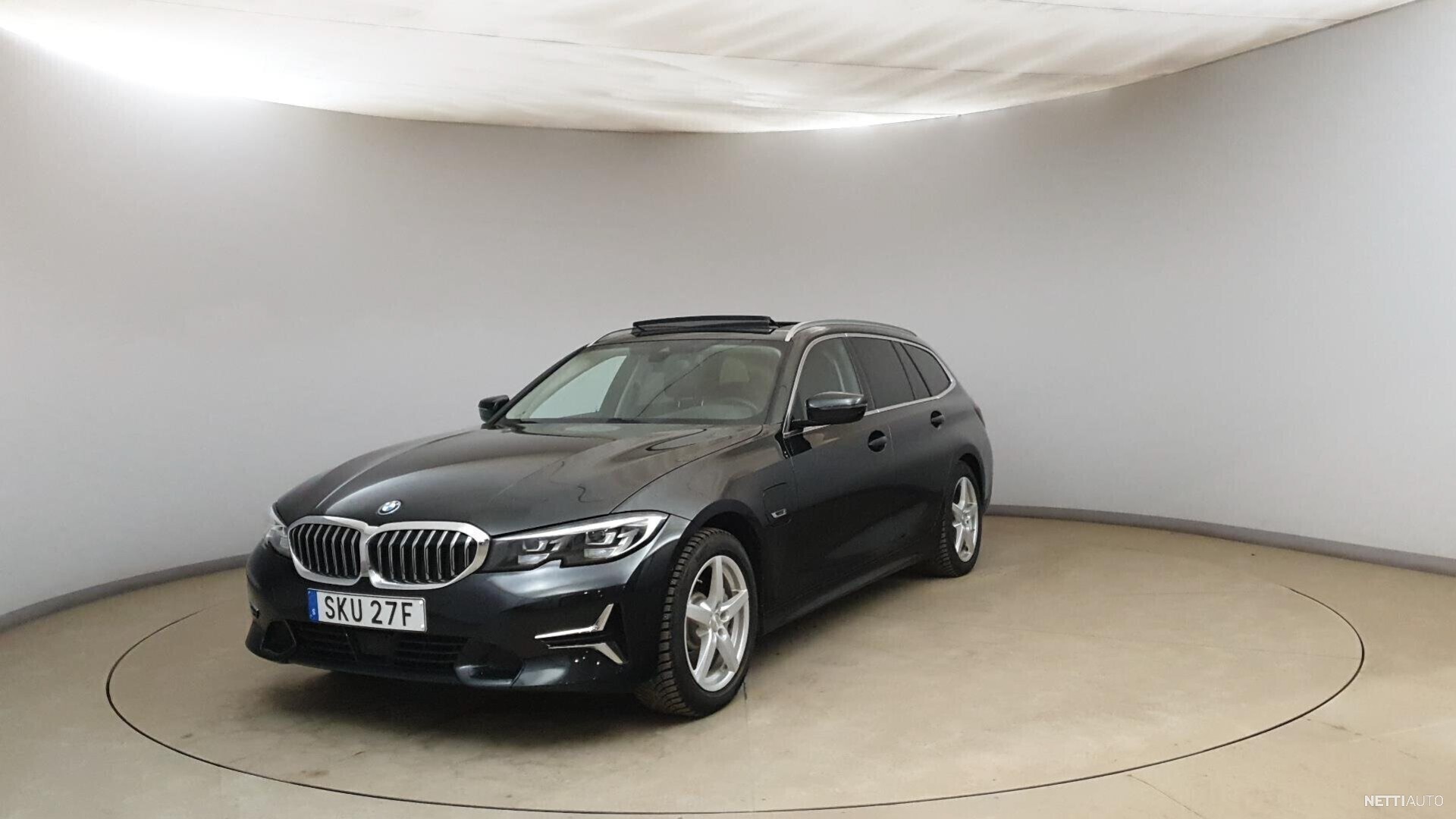 BMW 330 3-SARJA 330e Touring Luxury Line **Tulossa** Farmari 2022 ...