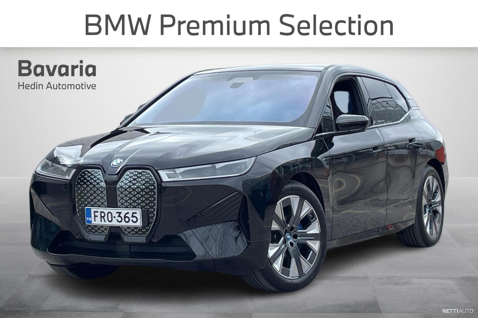 BMW iX xDrive40 Fully Charged // Sport paketti / H&K / Ajoavustimet ...