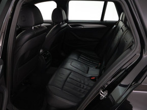 BMW 518
