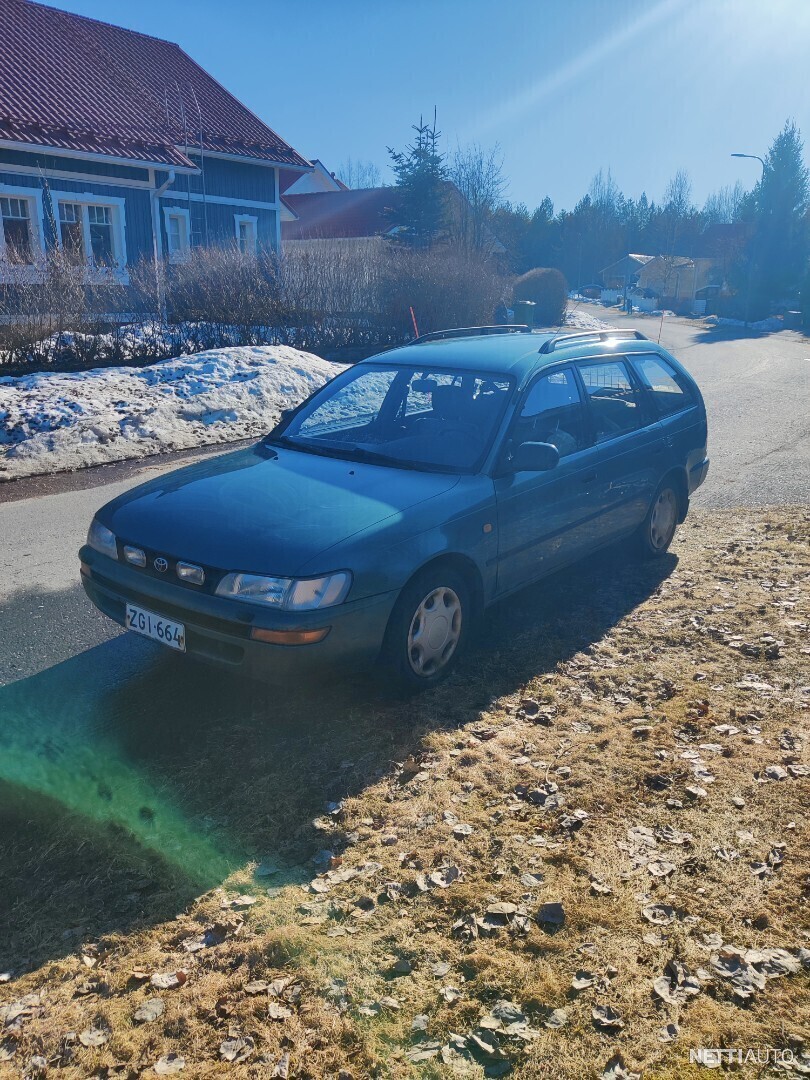 Toyota Corolla 1.6 XLi Wagon 5d Farmari 1996 - Vaihtoauto - Nettiauto