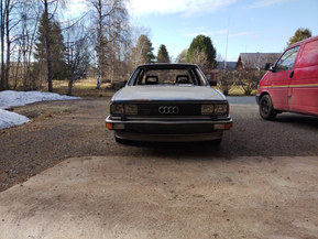 Audi 200