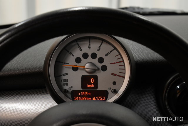 Mini Cooper S R56 Hatchback ** Suomi-auto / Urheiluistuimet / Xenon ...