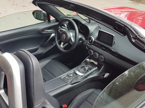 Fiat 124 Spider