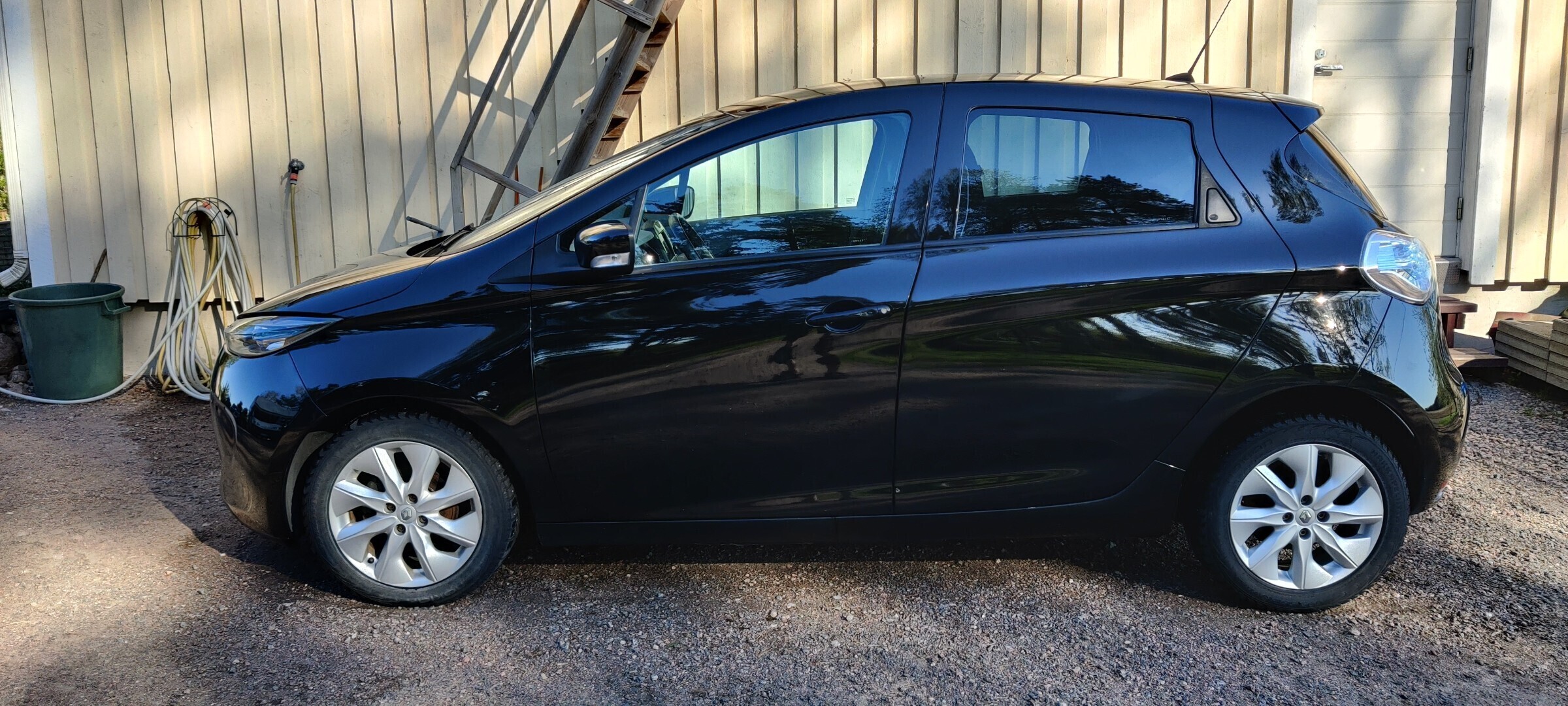Renault Zoe 2014, photo 3/4