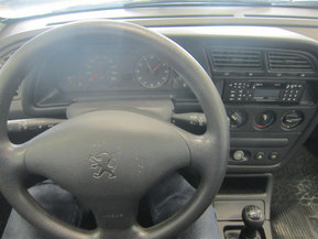 Peugeot 306