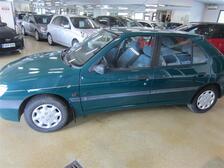 Peugeot 306