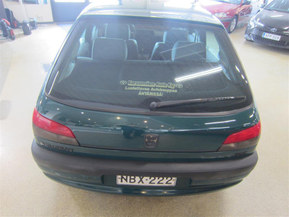 Peugeot 306
