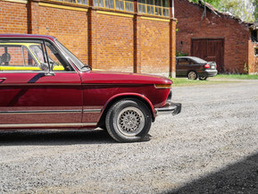 BMW 1502