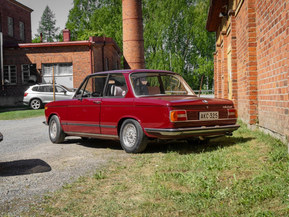 BMW 1502