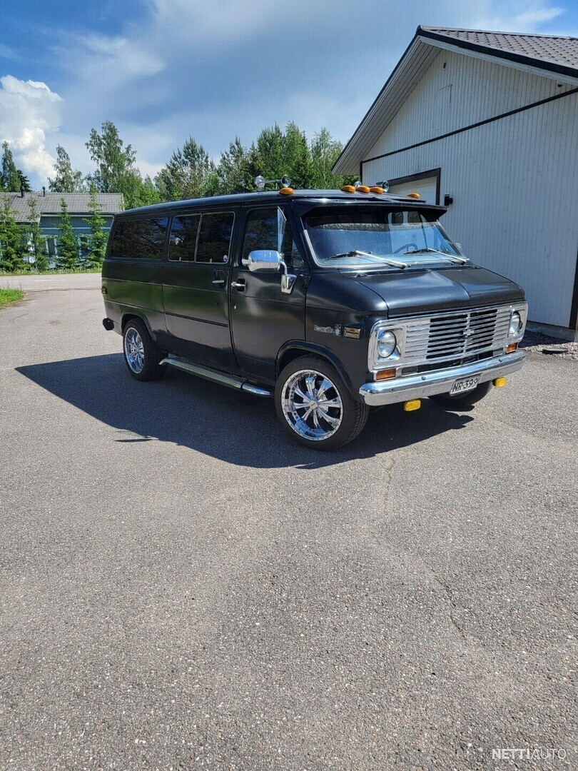 Chevrolet Chevy Van Beauville Puolipitkä - Matala 1976 - Vaihtoauto ...