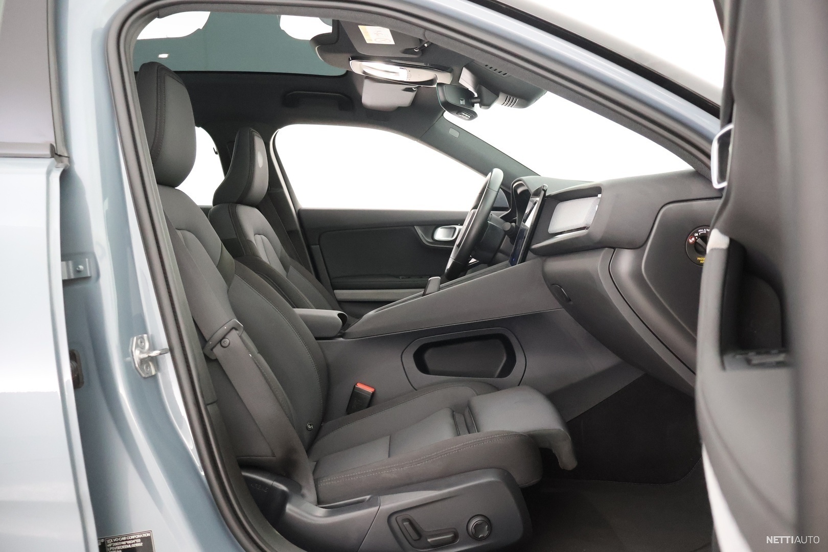 16 / 30