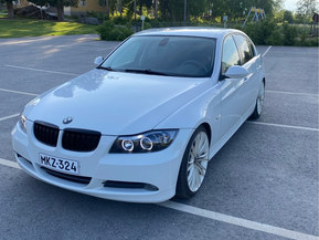 BMW 325