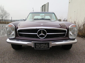 Mercedes-Benz 230