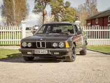 BMW 745