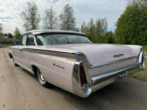 Mercury Monterey
