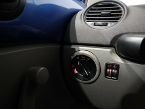 Volkswagen New Beetle