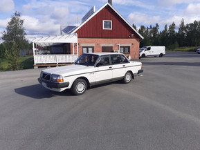 Volvo 240