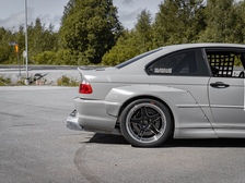 BMW 325