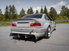 BMW 325