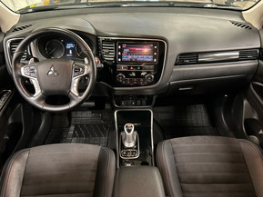 Mitsubishi Outlander PHEV