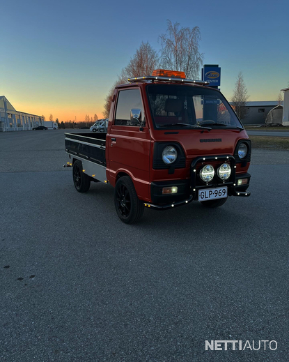 Suzuki Carry
