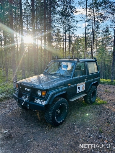 Toyota Land Cruiser Rj70 Maastoauto SUV 1989 - Vaihtoauto - Nettiauto