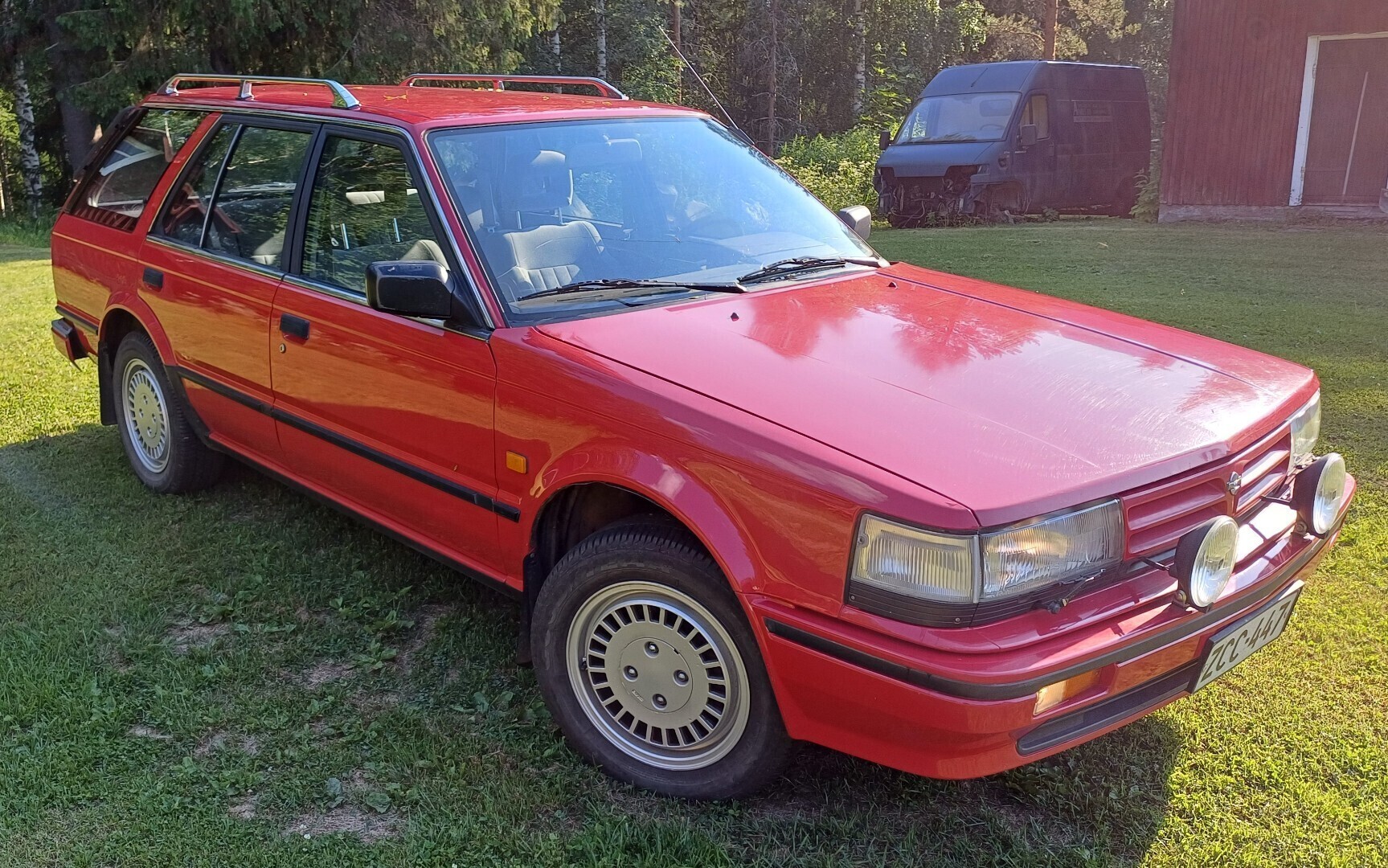 Nissan Bluebird LX 1988, photo 2/11