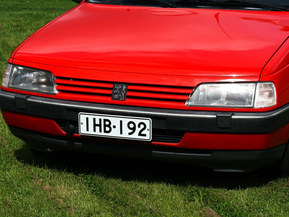 Peugeot 405