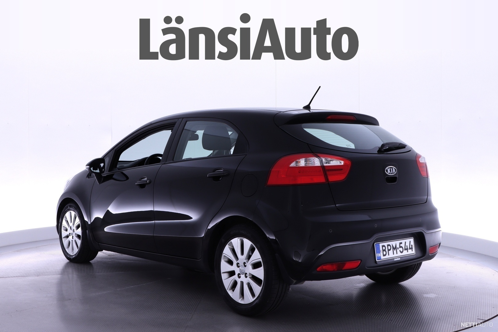 7 / 17