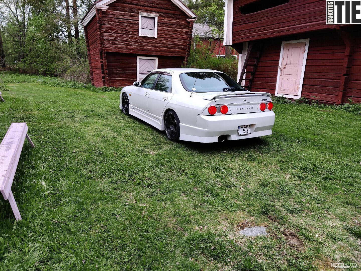 4 / 10