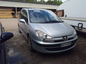 Peugeot 807