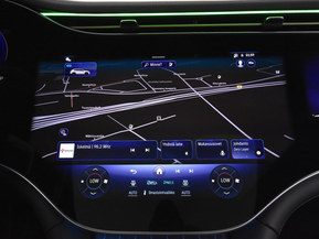 Mercedes-Benz EQS SUV