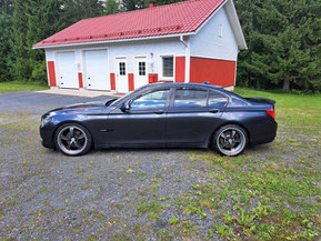 BMW 730