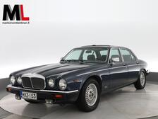 Daimler Double Six