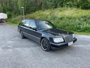Mercedes-Benz 300