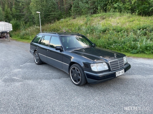 Mercedes-Benz 300