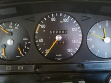 Mercedes-Benz 220