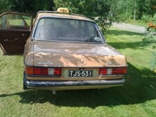 Mercedes-Benz 220